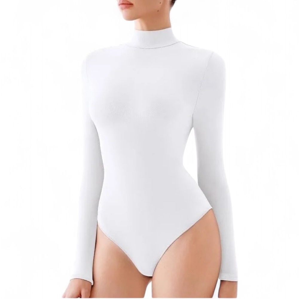 Retrod White Contour Long Sleeve Turtleneck Bodysuit